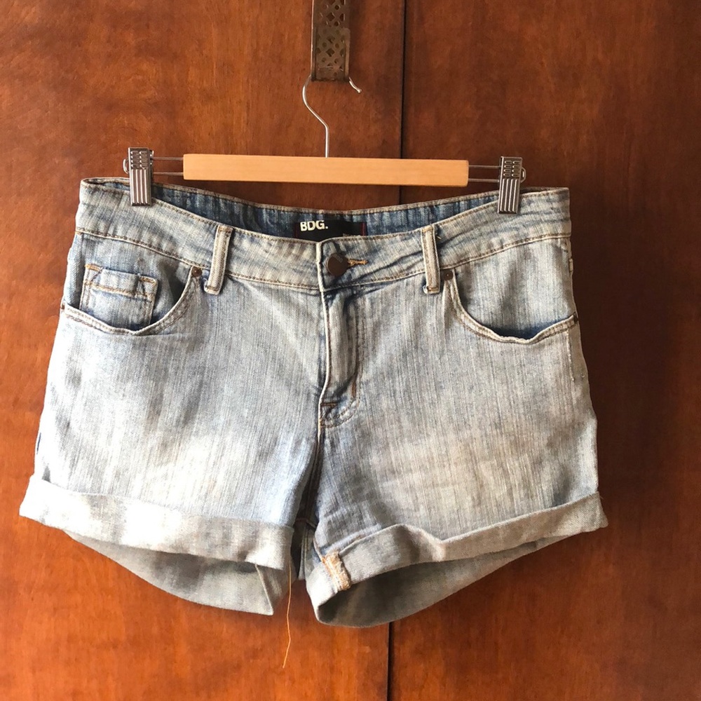BDG relaxed cuffed midrise jean short